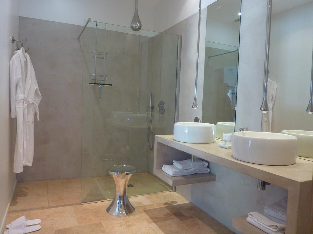 Bed and Breakfast Les Mazets du Luberon à Puget Chambre photo