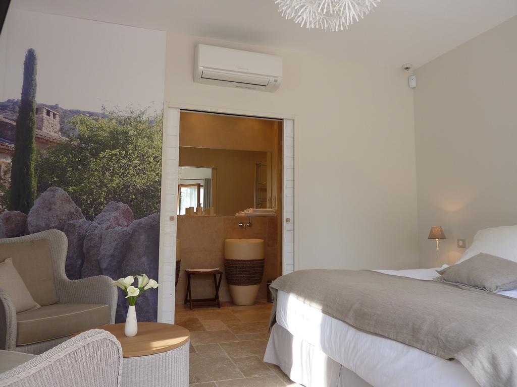 Bed and Breakfast Les Mazets du Luberon à Puget Chambre photo