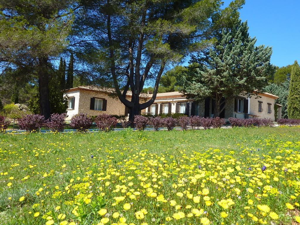 Bed and Breakfast Les Mazets du Luberon à Puget Extérieur photo